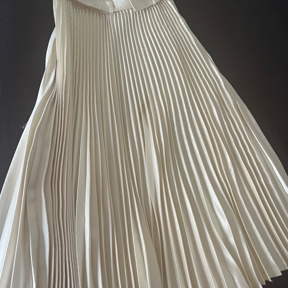 SOLD Audrey Hepburn Moon River Cream Satin Pleated Belted Midi Skirt - Picture 5 of 14